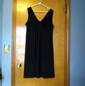 Black sleeveless dress